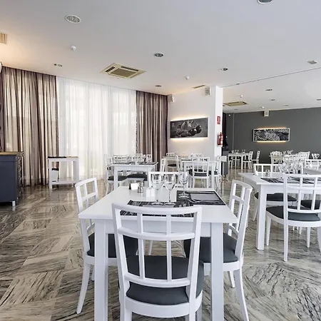 Costa Conil By Fuerte Group מלון 4*